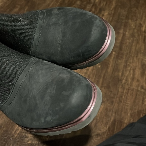 Munro Kinston Envelope Bootie Ankle Boot Black Nubuck Elastic Top size 8W - Picture 6 of 11